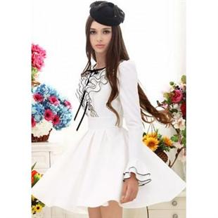 卡布琦诺 荷叶边淑女气质大裙摆喇叭袖长袖连衣裙