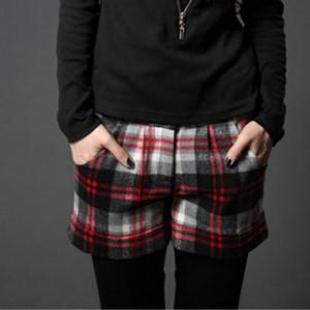 QMA7321英伦毛呢格纹短裤